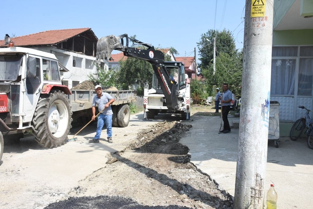 ASFALTLAMA ÇALIŞMALARI DEVAM EDİYOR