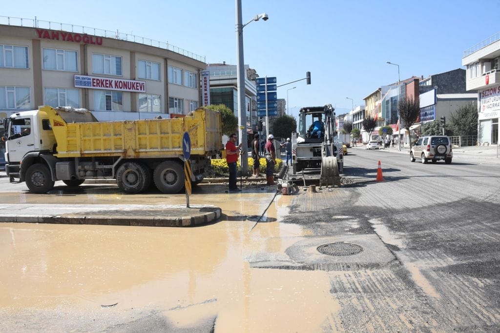 11 MAHALLEDE SU KESİNTİSİ