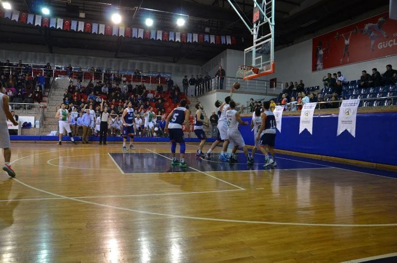 BASKETBOLDA TRANSFERLER BAŞLADI