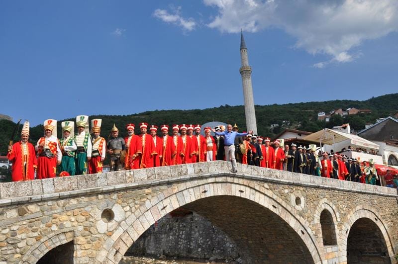 KARDEŞ ŞEHRE SPOR SALONU