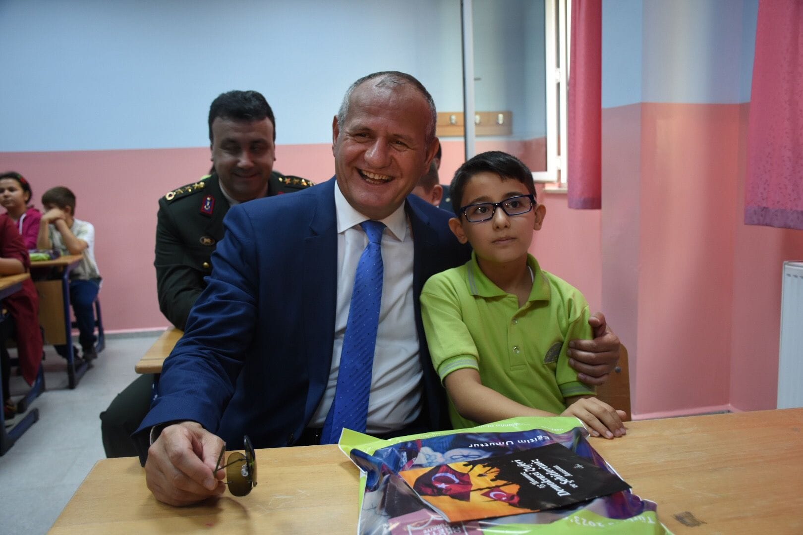 ÖĞRENCİLER DERS BAŞI YAPTI