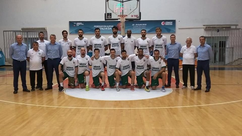 SEZON KOMŞUYLA BAŞLIYOR