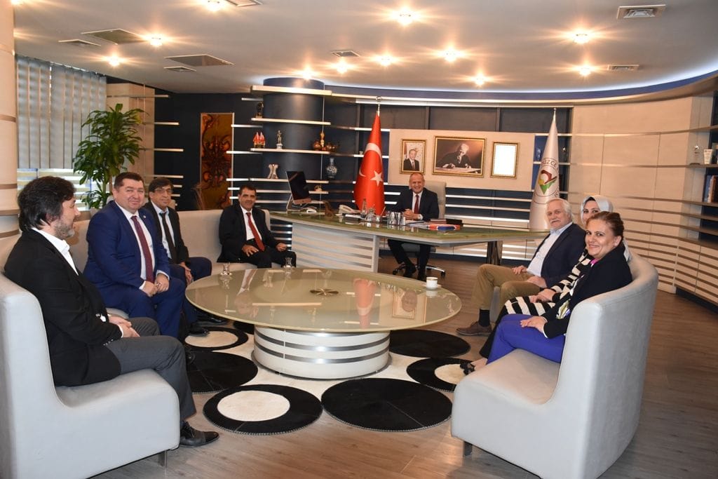BÜYÜKELÇİ’DEN MAKAM ZİYARETİ