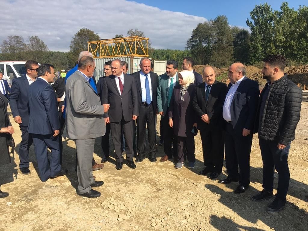 OTOYOL BAĞLANTISI BİR YIL İÇİNDE TAMAMLANACAK