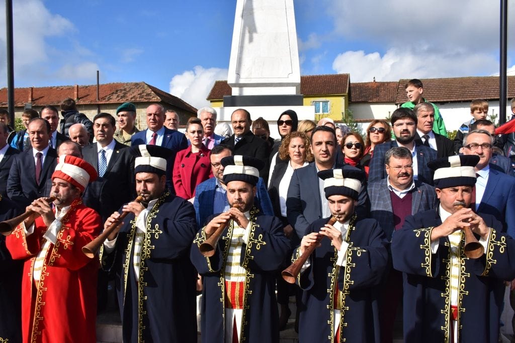 MAMUŞA’DA DEMOKRASİ YÜRÜYÜŞÜ