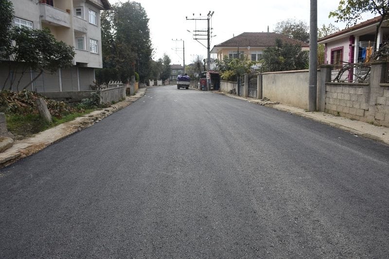 NURİ ÖZKASAP CADDESİ ASFALTLANDI