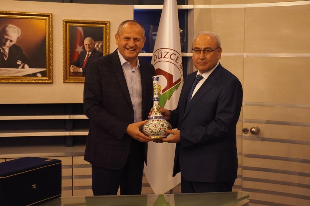 İSMAİL HAKKI AKYÜZ VEDA ETTİ