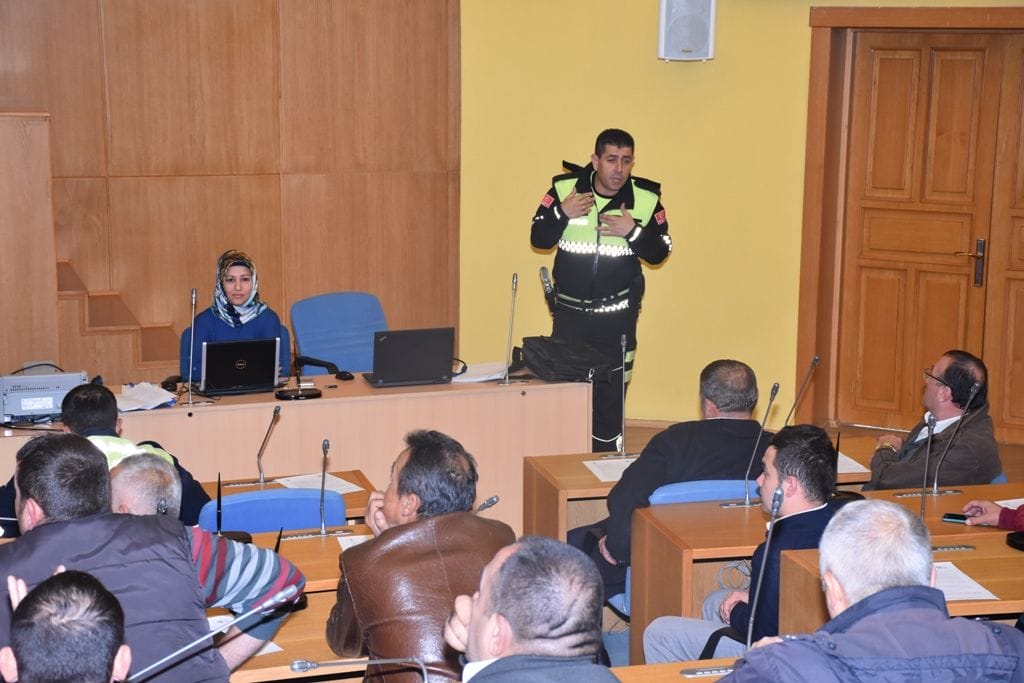 ŞOFÖRLERE EĞİTİM SEMİNERİ