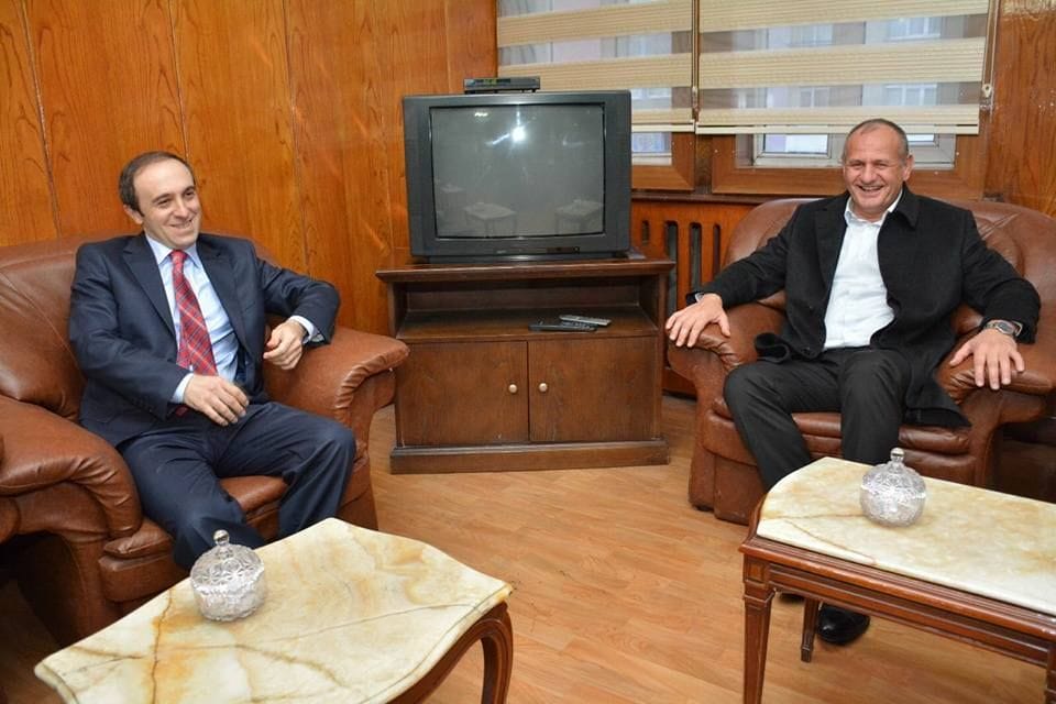 BAŞBAKAN KAYYUM DANIŞMANLARI İLE BULUŞTU