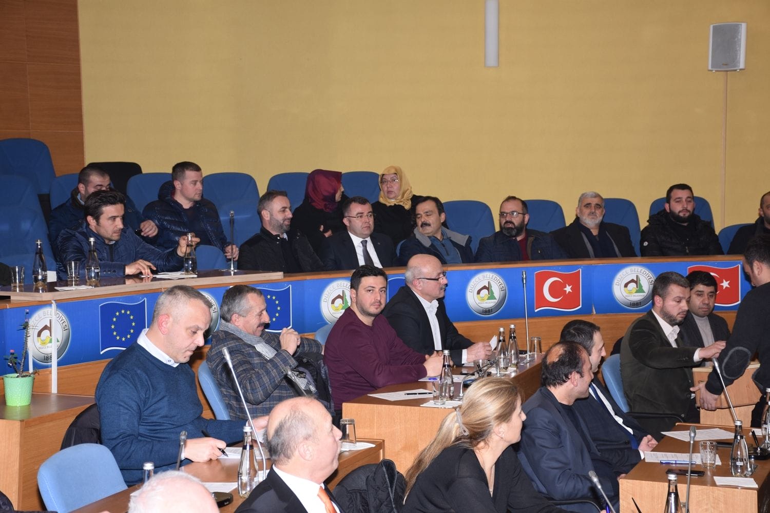 CHP MİLLETVEKİLİ TANAL MECLİSİ İZLEDİ