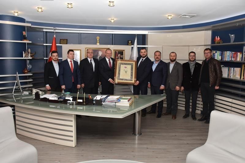 BAŞKAN KELEŞ YENİ YÖNETİMİ AĞIRLADI