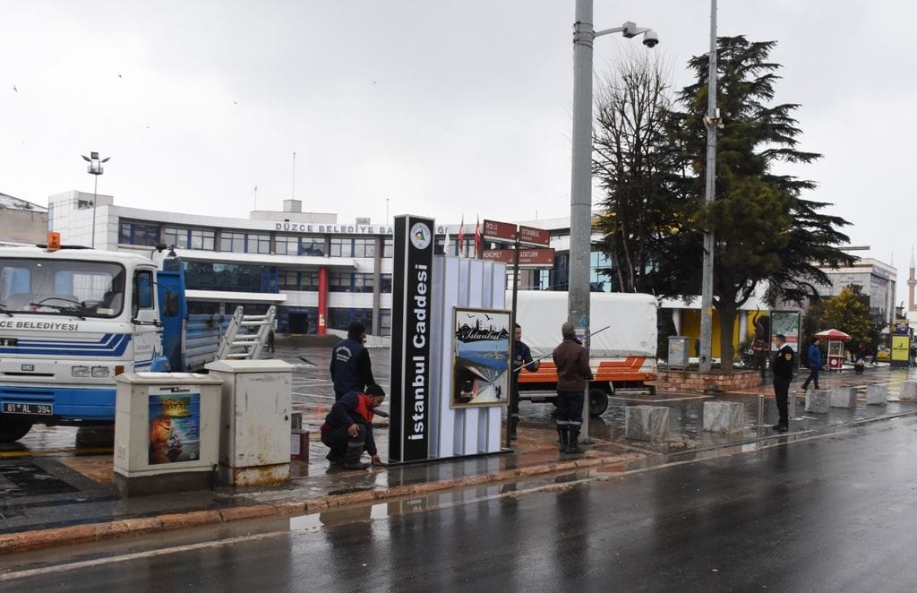 SIRA İSTANBUL CADDESİNE GELDİ