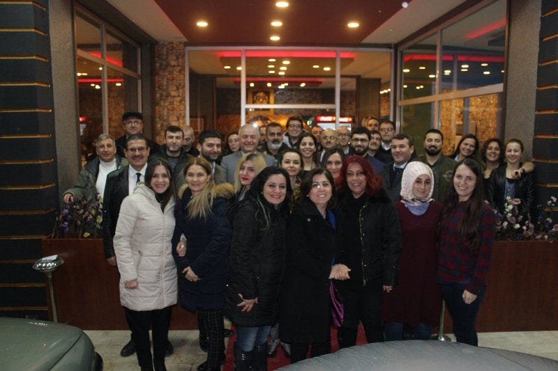 BELEDİYE PERSONELİNİ UĞURLADI
