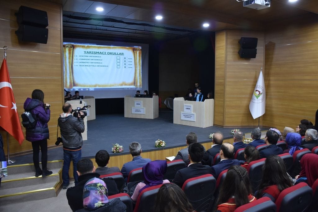 ORTAOKULLAR ARASI BİLGİ YARIŞMASI
