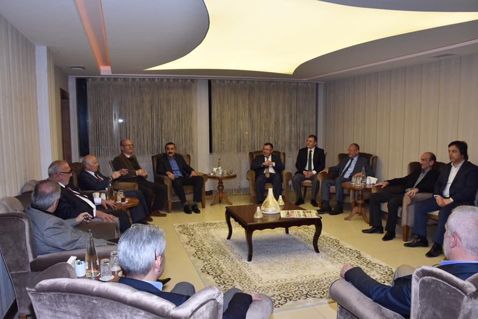 REFERANDUM İÇİN GÜÇ BİRLİĞİ