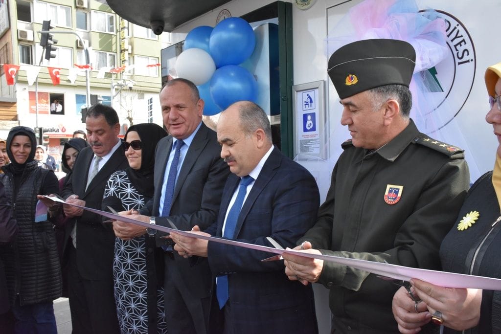 DÜZCE BELEDİYESİ BEBEK BAKIM VE EMZİRME KABİNLERİNİN AÇILIŞINI GERÇEKLEŞTİRDİ