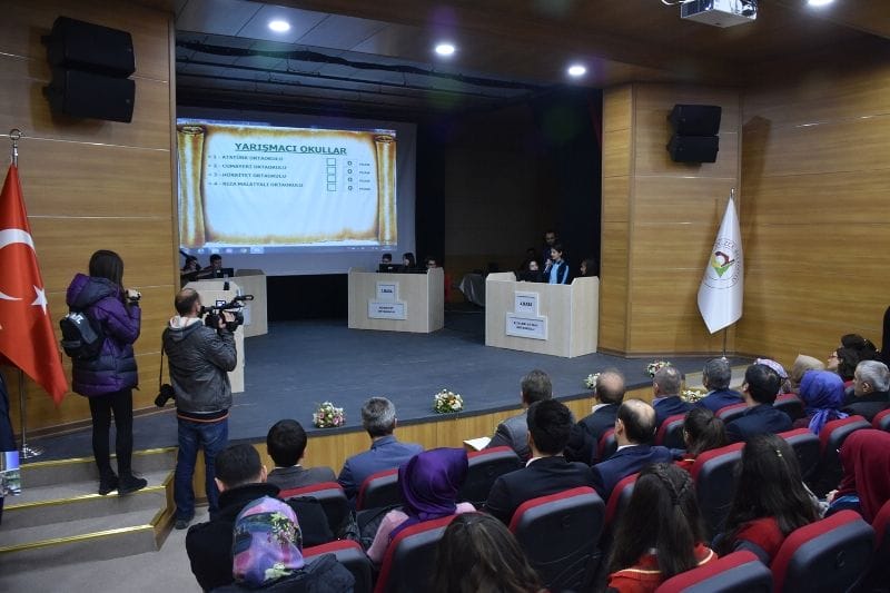 BİLGİ YARIŞMASINDA FİNAL KARŞILAŞMALARI