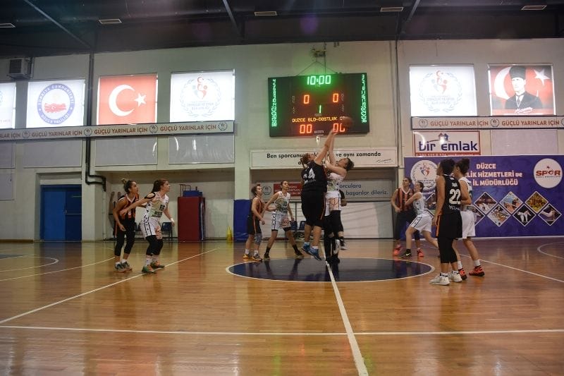 BASKETBOL TAKIMI D GRUBUNDA