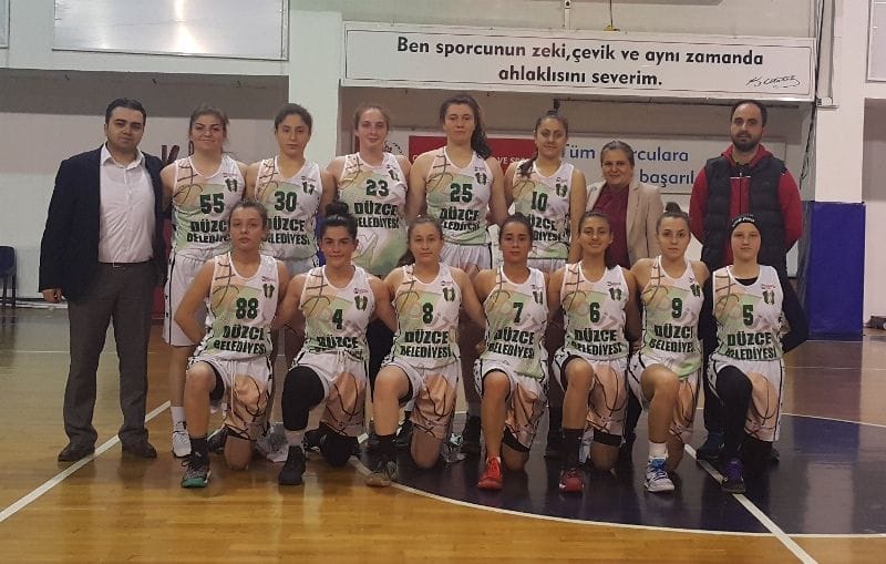 KIZ BASKETBOL TAKIMI İYİ BAŞLADI
