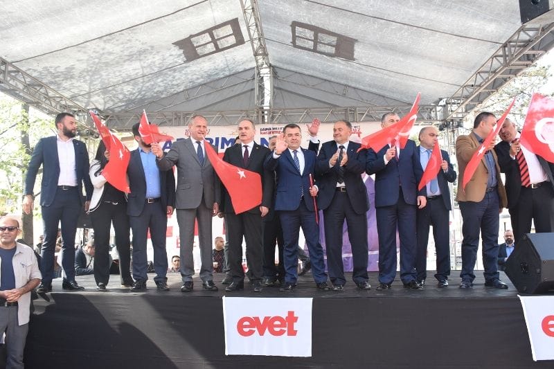 BAKANIN MİTİNGİNDEN MÜJDE ÇIKTI