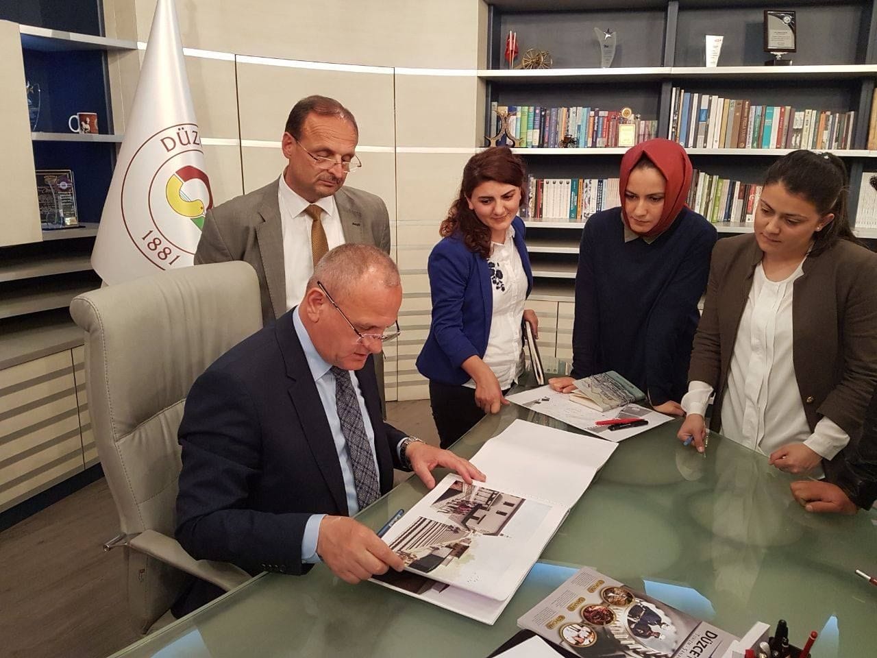 BAŞKAN KELEŞ TARİHİ MEYDAN PROJESİNİ İNCELEDİ