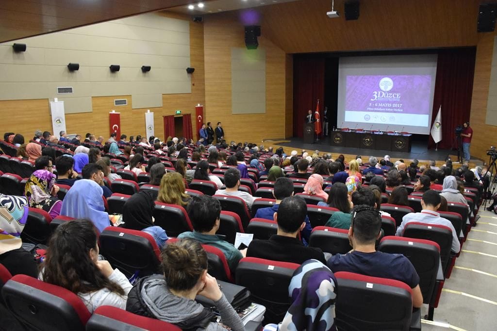 3. ULUSLAR ARASI DÜZCE TARİH VE KÜLTÜR SEMPOZYUMU YAPILDI