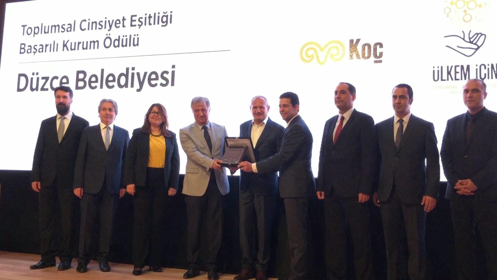 BAŞKAN KADIN İSTİHDAMI ÖDÜLÜ ALDI