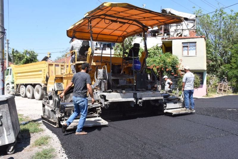 AKPINAR MAHALLESİ ASFALTLANIYOR