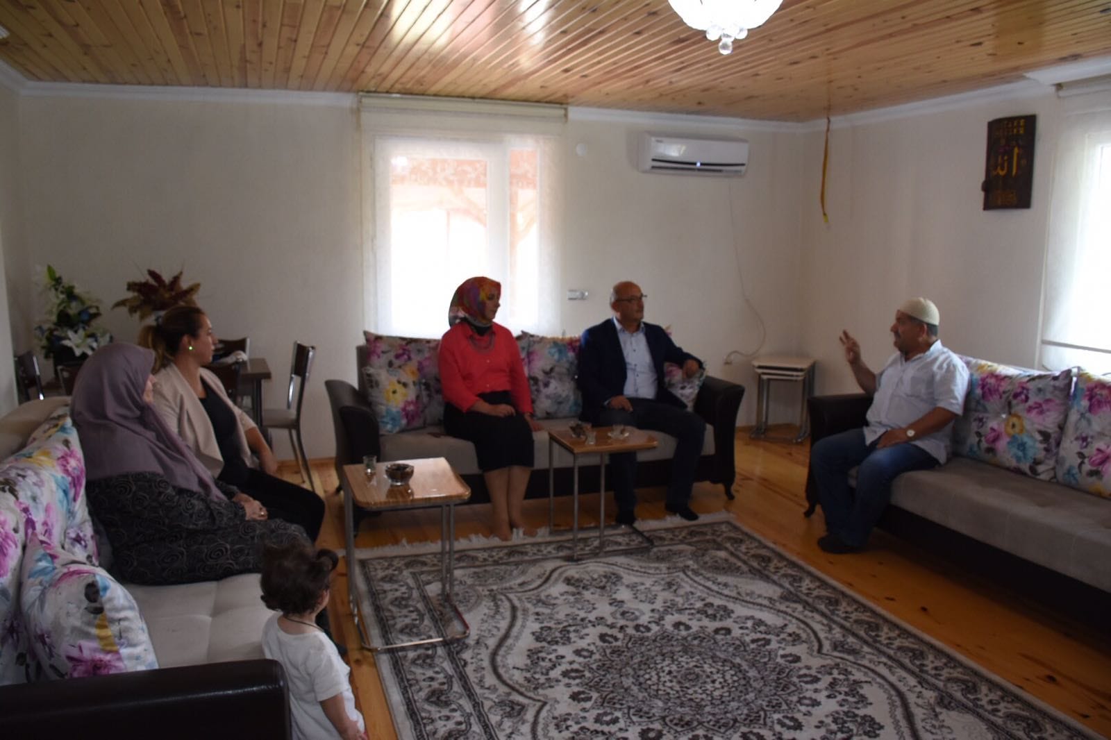 AKSARI'NIN AİLESİNE ANLAMLI ZİYARET
