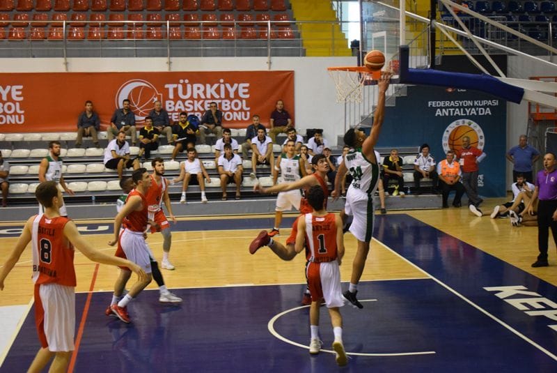 BANDIRMA KARŞISINDA ALINAN GALİBİYET SEVİNDİRDİ