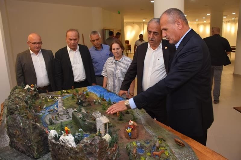 ŞENTÜRK TÜM SAHAYI GEZDİ