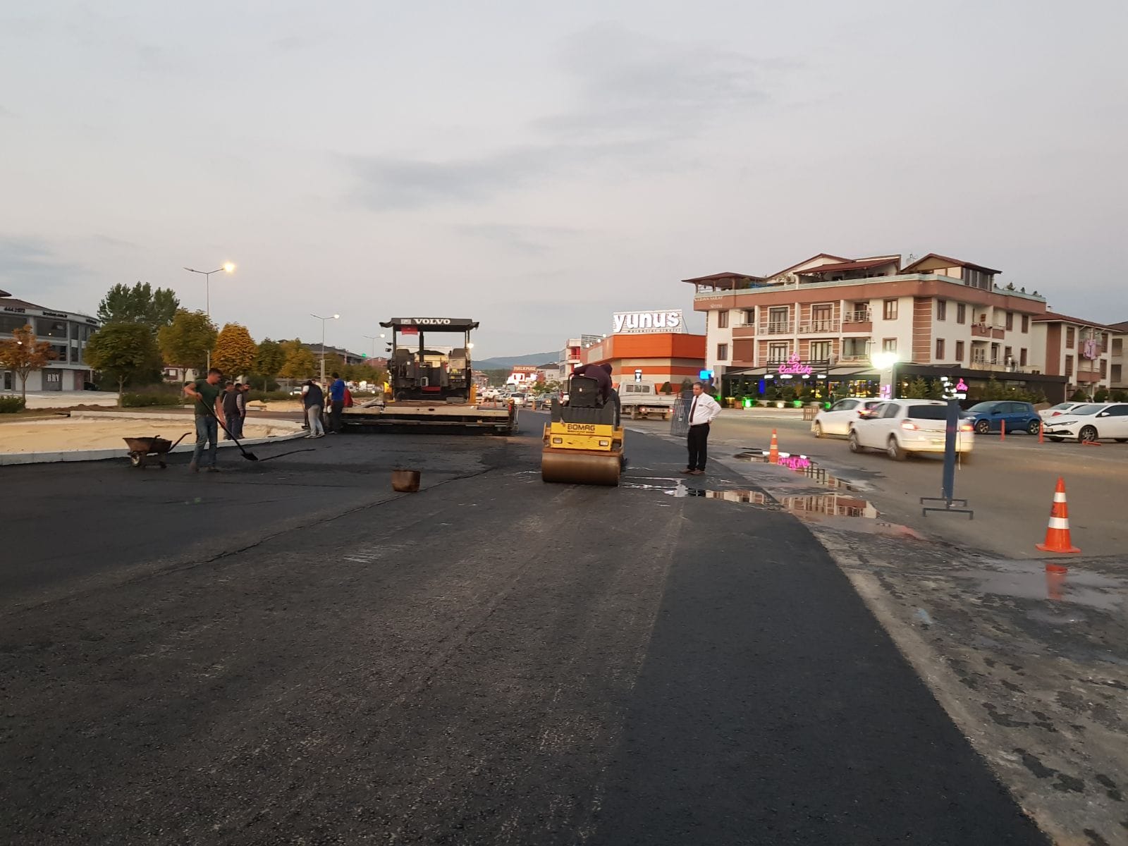 BAĞLANTI YOLUNDA KAVŞAK YAPILANMASI
