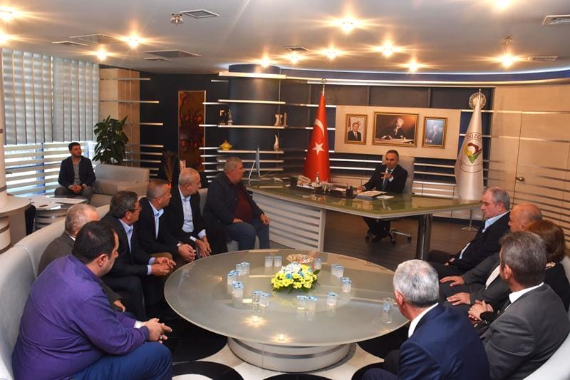 MUHTARLARDAN BAŞKAN ZİYARETİ