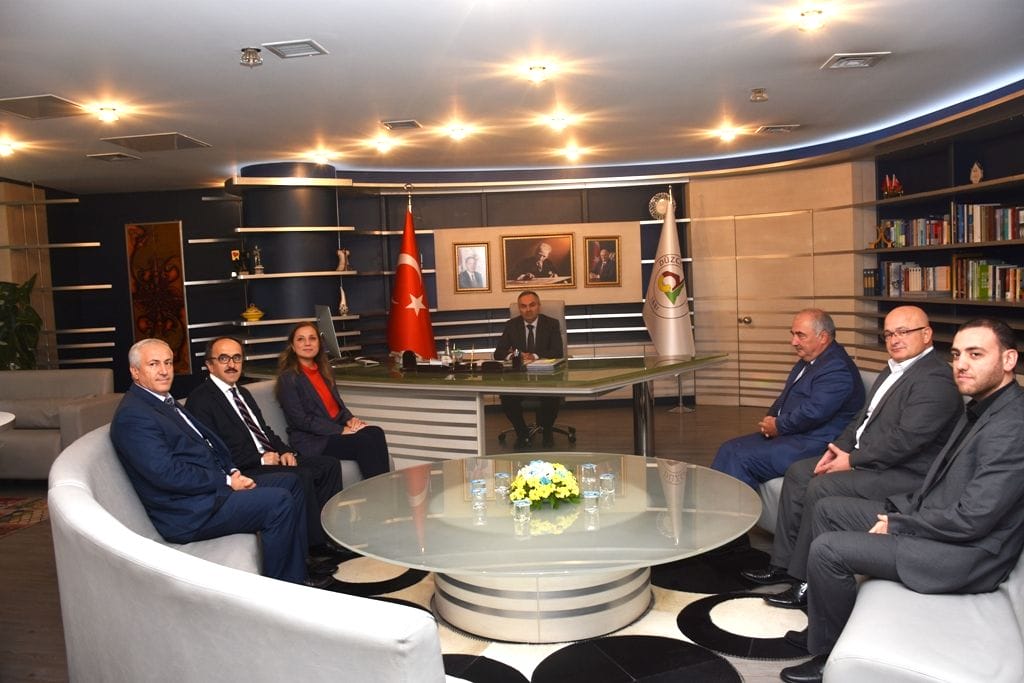 REKTÖRDEN HAYIRLI OLSUN ZİYARETİ