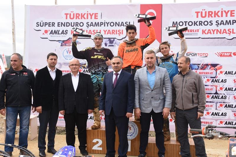 ŞAMPİYONLAR BELLİ OLDU