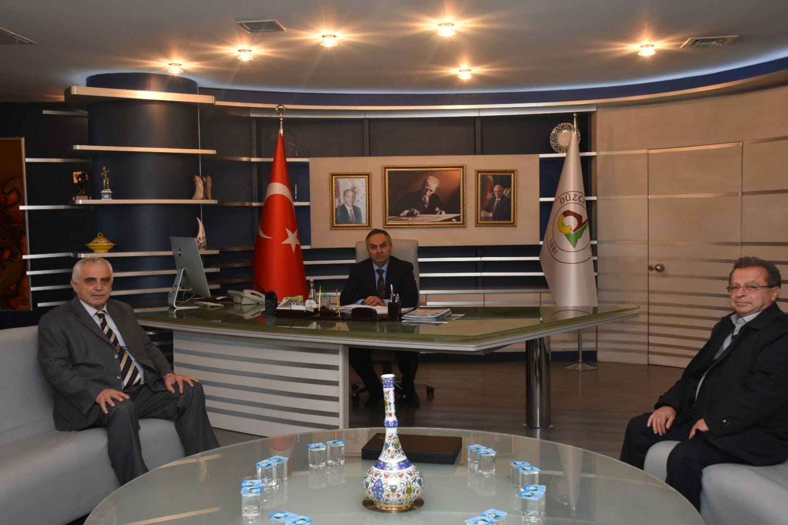 ESKİ BAŞKANDAN HAYIRLI OLSUN ZİYARETİ