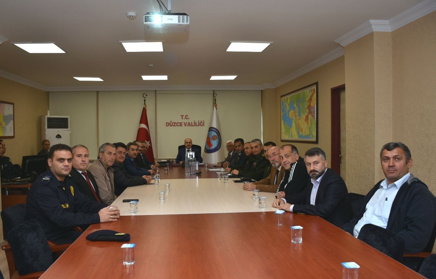 GÜVENLİK TEDBİRLERİ GÖRÜŞÜLDÜ