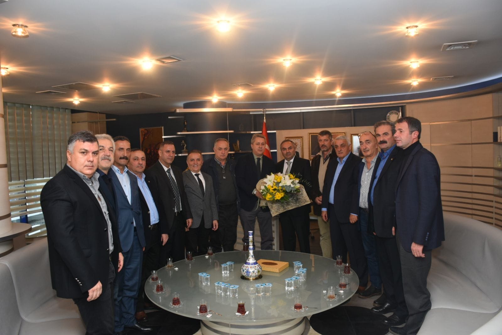DTSO MECLİSİNDEN BAŞKANA ZİYARET