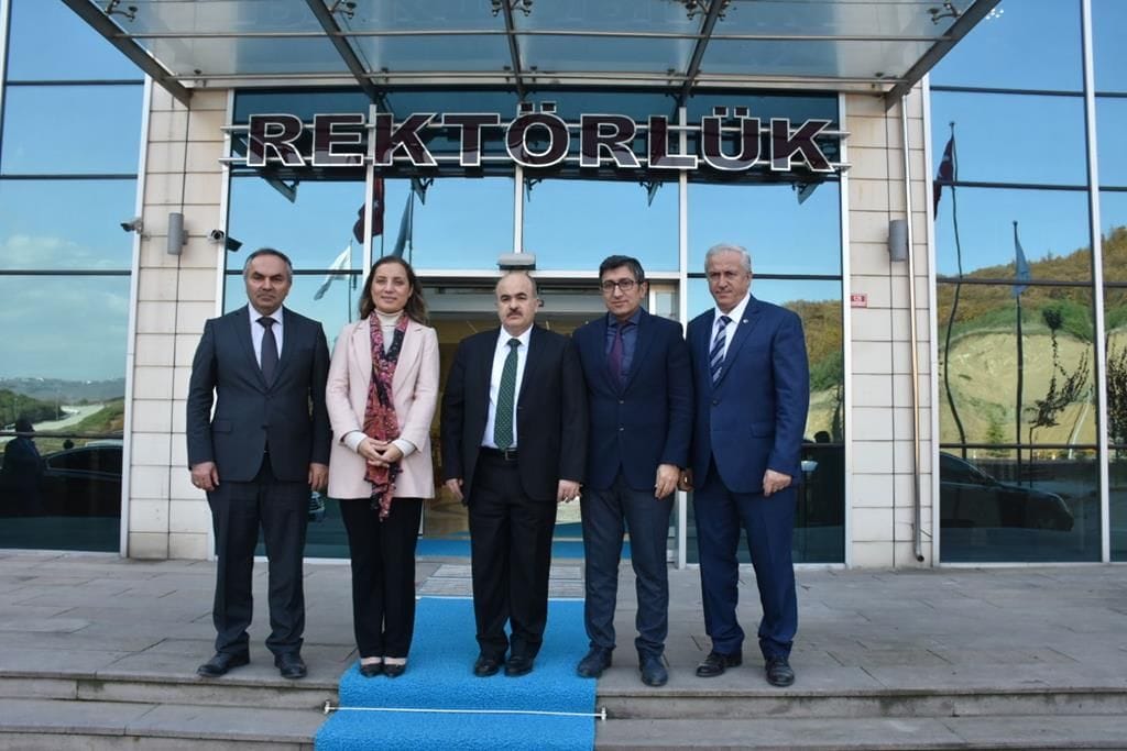 ÜNİVERSİTEDEKİ YATIRIMLAR İNCELENDİ