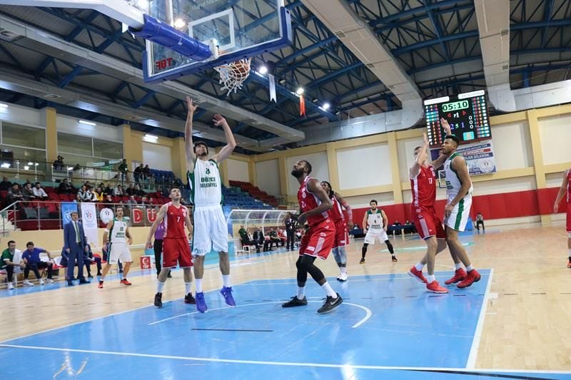 BASKETBOLDA MÜTHİŞ GALİBİYET