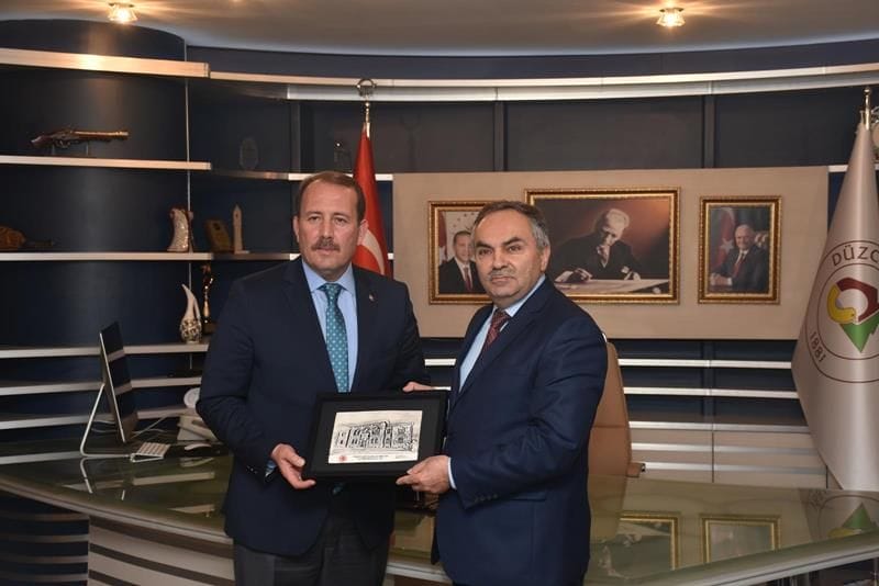 KARACAN’DAN BAŞKAN AY’A ZİYARET