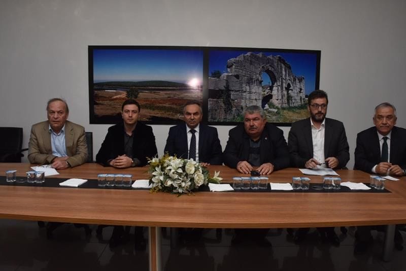 BAŞKAN AY MUHTARLARLA BİR ARAYA GELDİ