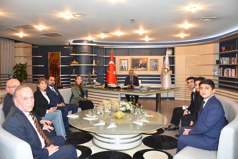 AZERİ VEKİLDEN BAŞKAN AY’A ZİYARET