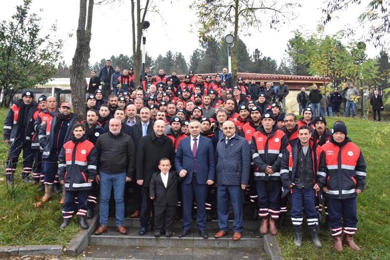 “TEMİZLİK PERSONELİ BİZİM GÖZ BEBEĞİMİZDİR”