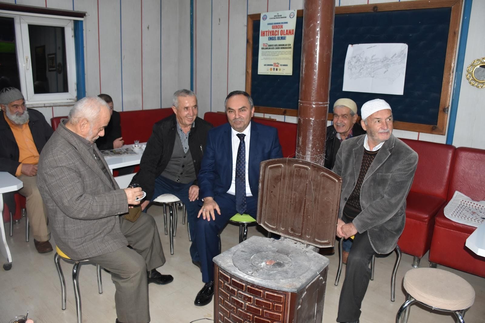 BAŞKAN AY VATANDAŞLA İÇ İÇE