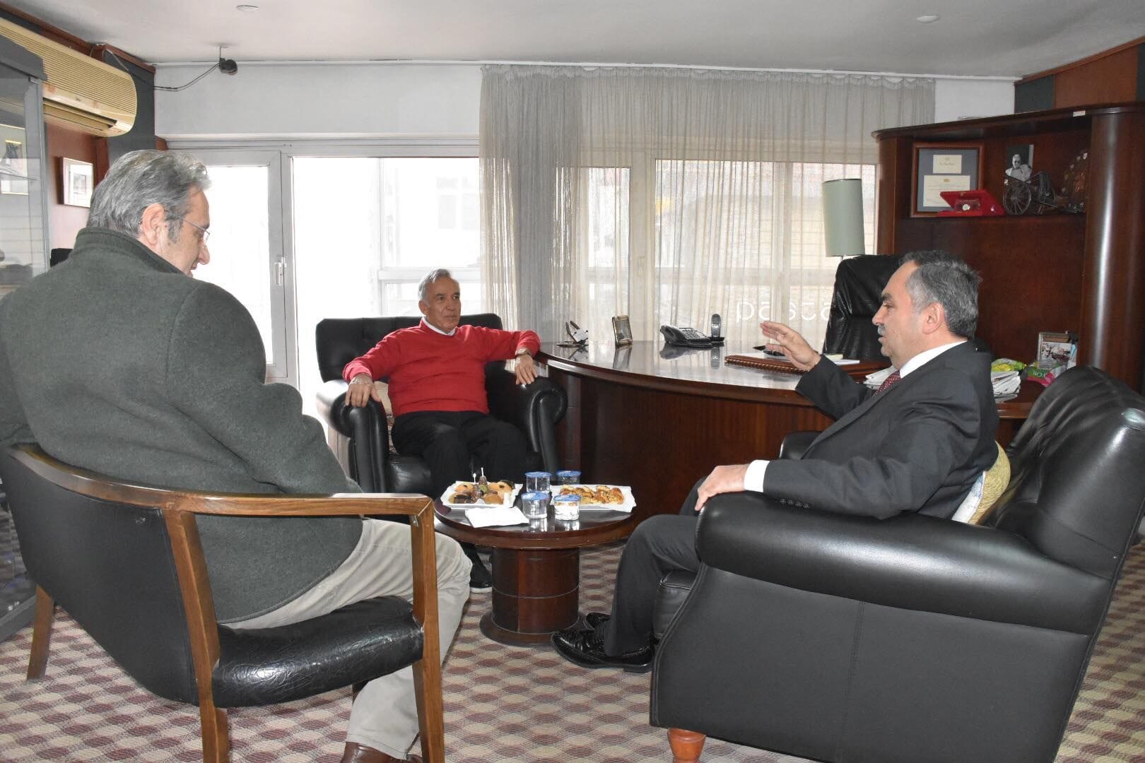 BAŞKAN AY SABAH GAZETESİ YAZARI YAVUZ DONAT İLE BİR ARAYA GELDİ