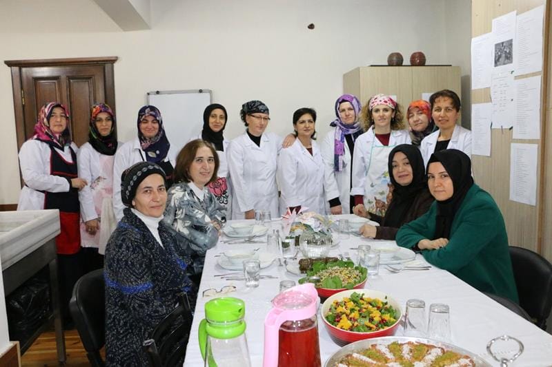 HANIMLARIMIZA DESTEK İÇİN BURADAYIZ