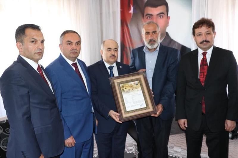 ŞEHİT AİLESİNE “ŞEHADET BELGESİ” VERİLDİ