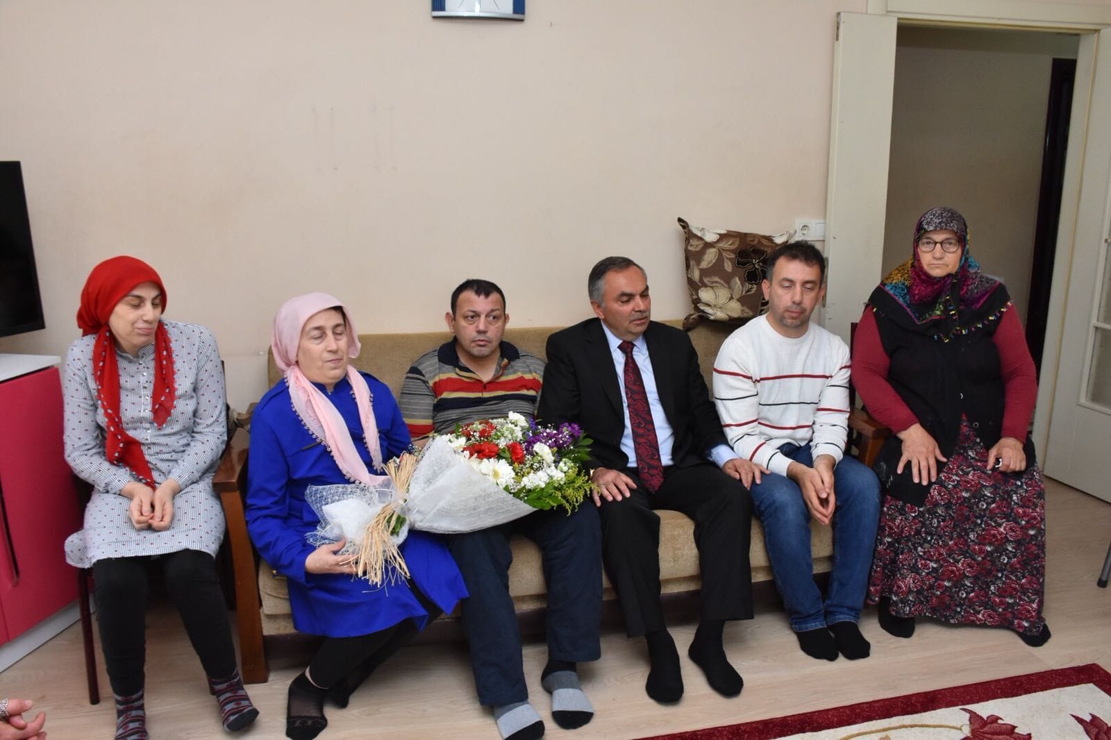 YILIN ANNESİ FATİME YİKİT