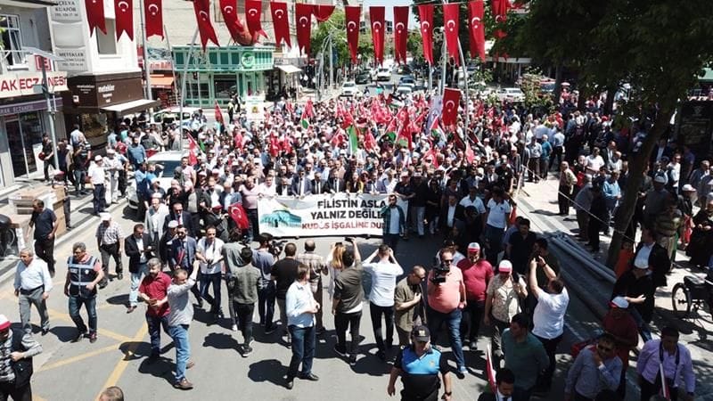 DÜZCE FİLİSTİN İÇİN TEK YÜREK
